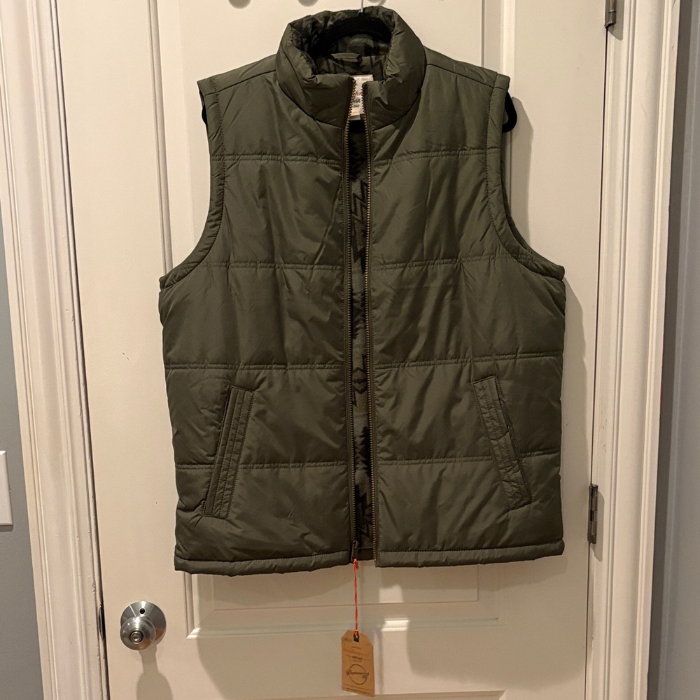 Men’s Olive Green Puffer Vest